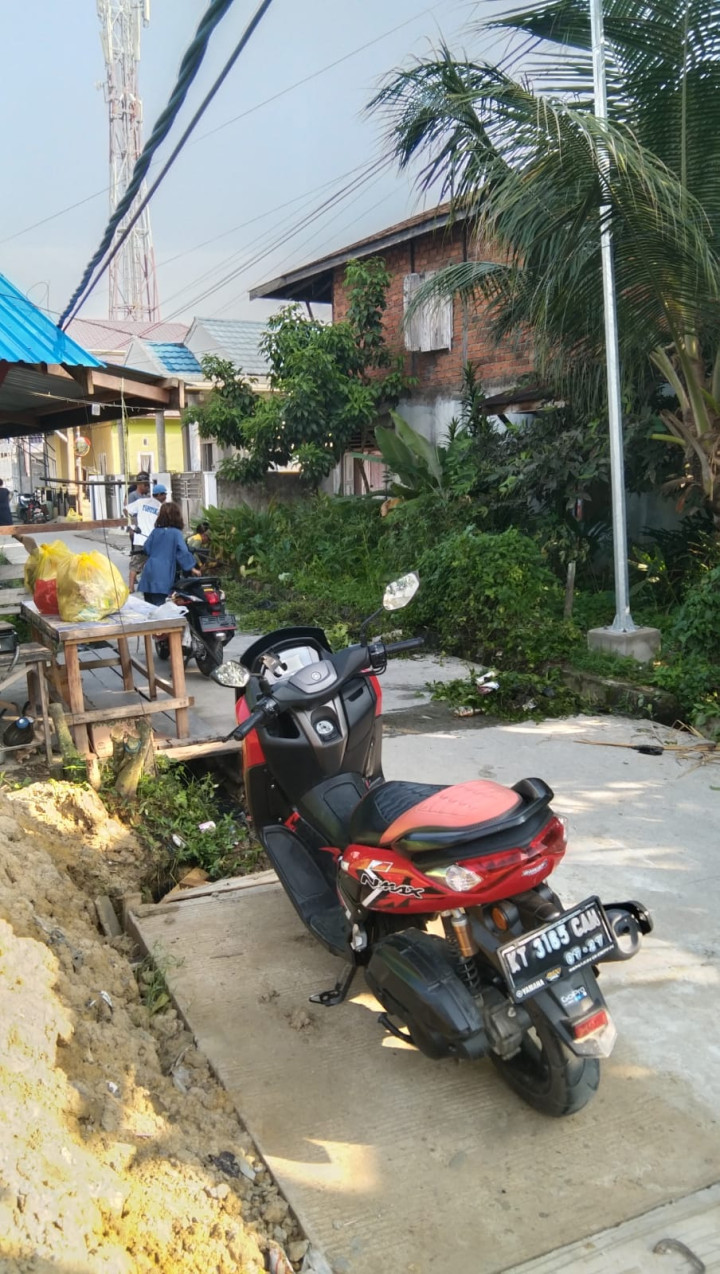 Kegiatan Kerja Bakti di Lingkungan Kelurahan Selili Tahun 2023