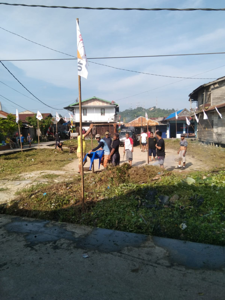 Kegiatan Kerja Bakti di Lingkungan Kelurahan Selili Tahun 2023