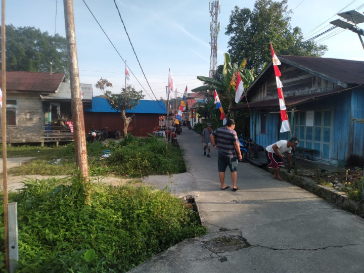 Kegiatan Kerja Bakti di Lingkungan Kelurahan Selili Tahun 2023