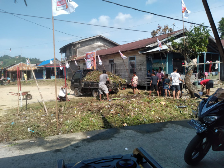 Kegiatan Kerja Bakti di Lingkungan Kelurahan Selili Tahun 2023