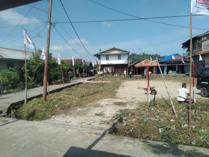 Kegiatan Kerja Bakti di Lingkungan Kelurahan Selili Tahun 2023