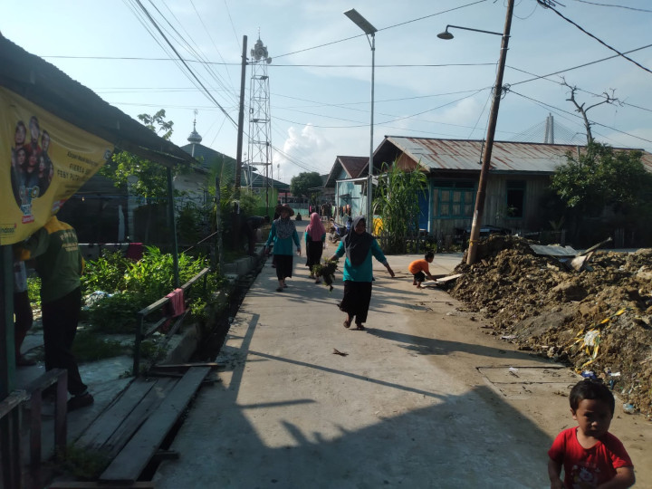 Kegiatan Kerja Bakti di Lingkungan Kelurahan Selili Tahun 2023