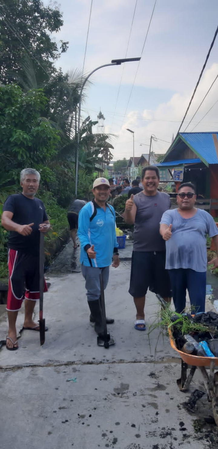Kegiatan Kerja Bakti di Lingkungan Kelurahan Selili Tahun 2023