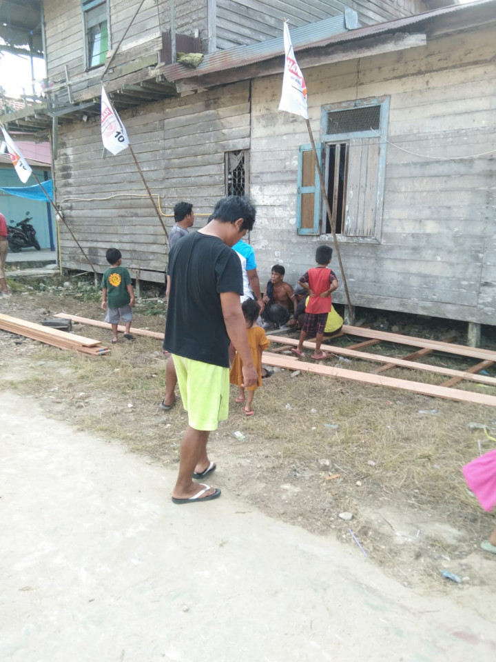 Kegiatan Kerja Bakti di Lingkungan Kelurahan Selili Tahun 2023