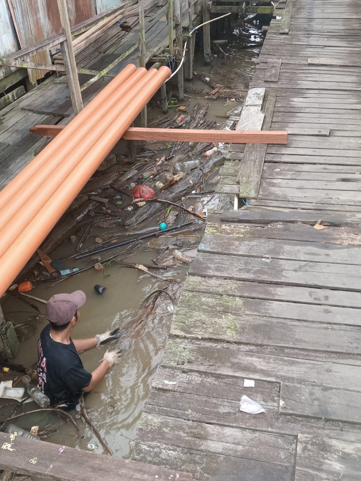 Kegiatan Kerja Bakti di Lingkungan Kelurahan Selili Tahun 2023