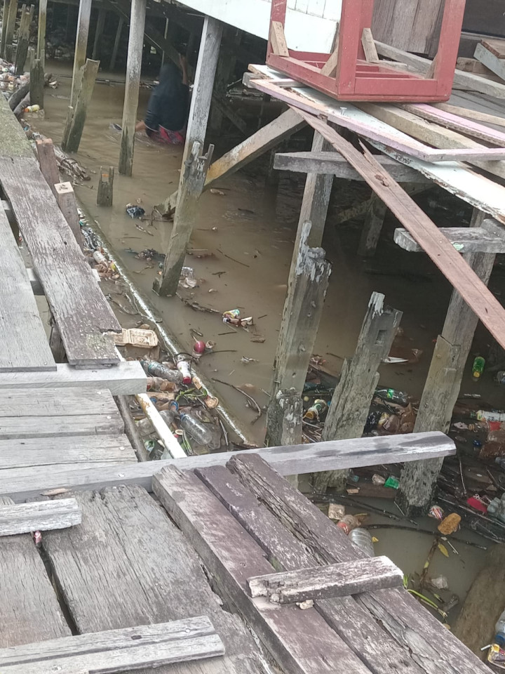 Kegiatan Kerja Bakti di Lingkungan Kelurahan Selili Tahun 2023
