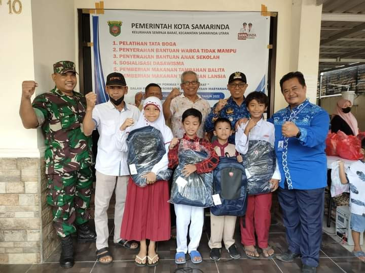 Giat Kelurahan Sempaja Barat, Kamis 10 November 2022 Kegiatan Probebaya Bidang Pemberdayaan Masyarakat RT.09 Sosialisasi Penyerahan Bnatuan Pemberian Makanan Tambahan Pelatihan Tata Boga