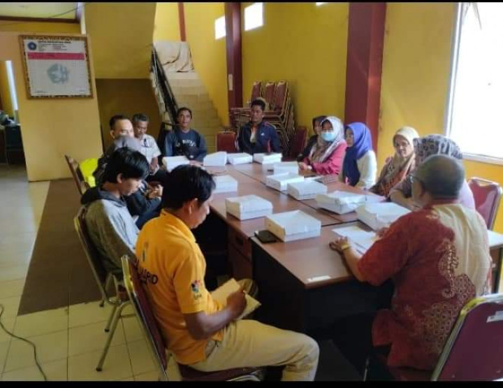 Jumat, 11 November 2022 Rapat Koordinasi Lurah, Seklur, Kasi dan Aeluruh Staf ASN / Non ASN