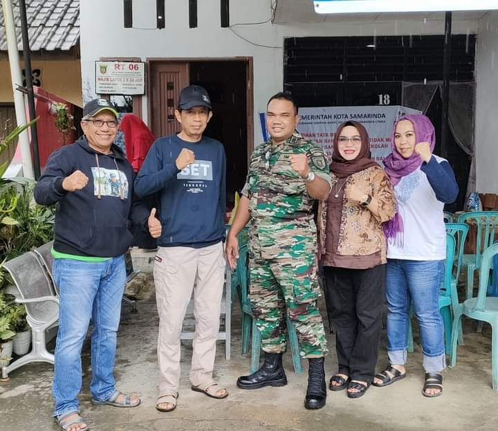 Sabtu, 12 November 2022 Kegiatan Probebaya Bidang Pemberdayaan RT.06 Pelatihan Tata Boga, Sosialisasi Dasawisma, Pemberian Makanan Tambahan Balita, Penyerahan Bantuan Pangan Warga Tidak Mampu, Penyerahan Bantuan