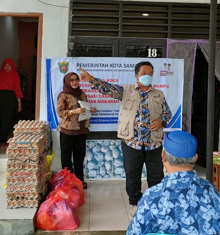 Sabtu, 12 November 2022 Kegiatan Probebaya Bidang Pemberdayaan RT.06 Pelatihan Tata Boga, Sosialisasi Dasawisma, Pemberian Makanan Tambahan Balita, Penyerahan Bantuan Pangan Warga Tidak Mampu, Penyerahan Bantuan