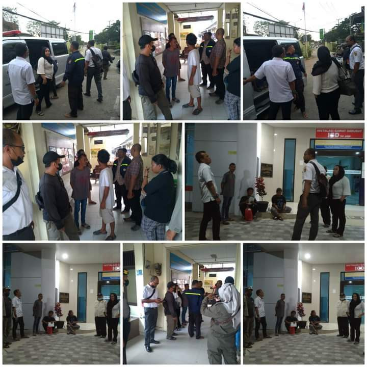 Rabu, 23 November 2022, Kasi Pemtrantib, Kasi Kesra, Babinkamtibmas, Tim Puskesmas, Satpol PP Kec. Samarinda Utara Mengevakuasi Warga ODGJ di RT.02 Ke RS Jiwa Atma Husada untuk mendapatakan tindakan lebih lanjut