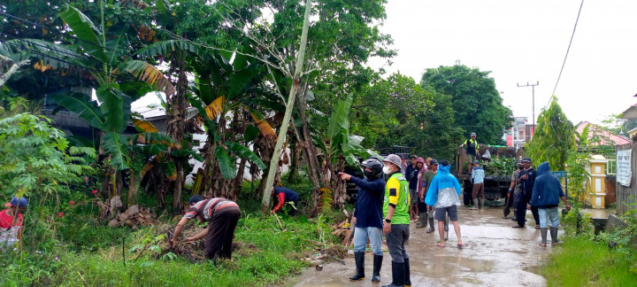Giat Kelurahan Sempaja Barat Minggu, 27 November 2022 Gotong Royong RT.01,02,03,05 dan RT.12