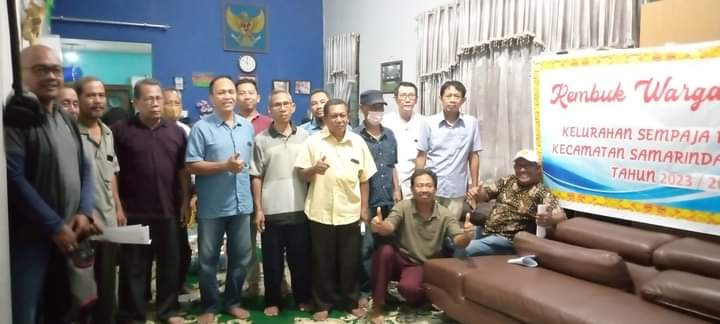 Giat Malam Rabu, 13 Desember 2022 Menghadiri Rembuk Warga Persiapan Kegiatan Probebaya Tahun 2023 dan Musrembang Tahun 2024 di RT.7, RT.8, RT.9 Kelurahan Sempaja Barat