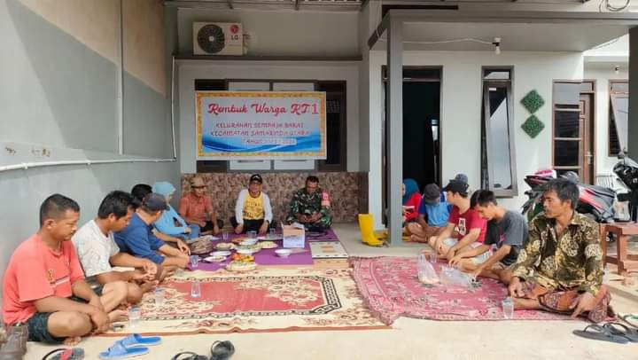 Giat, Minggu 18 Desember 2022 Rembuk Warga RT.01 Persiapan Probebaya Tahun 2023 dan Musrembang Tahun 2024