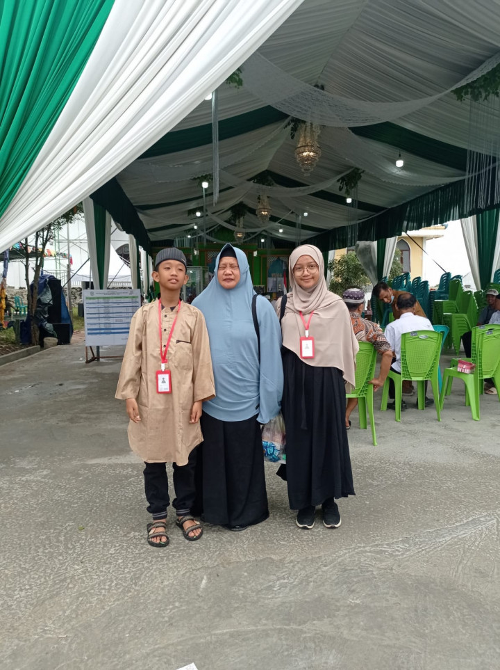 Giat siang, Selasa 21 Februari 2023 Kafilah Kelurahan Sempaja Barat mengikuti Lomba 5 juz dan tilawah Putra/Putri Serta lomba 10 juz Putra.