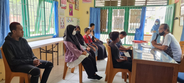 Giat Sabtu, 25 Februari 2023, Senam Sehat bersama Kader Dasawisma Melati dan Kader Posyandu Lansia Melati & Monitoring Posyandu Remaja Melati RT. 05, Menghadiri Upacara Pembukaan Lomba Tingkat 2 Kwartir Ranting Samarinda Utara di SMPN 12 Kel. Tanah Merah
