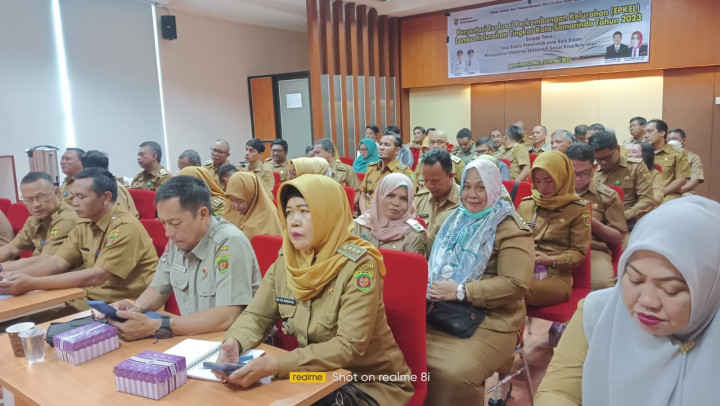 Selasa, 23 Mei 2023 Menghadiri rapat Pembukaan Lomba Presentasi Evaluasi Perkembangan Desa serta Lomba dan Kelurahan (EPDESKEL) Lomba Kelurahan Tingkat Kota Samarinda Tahun 2023