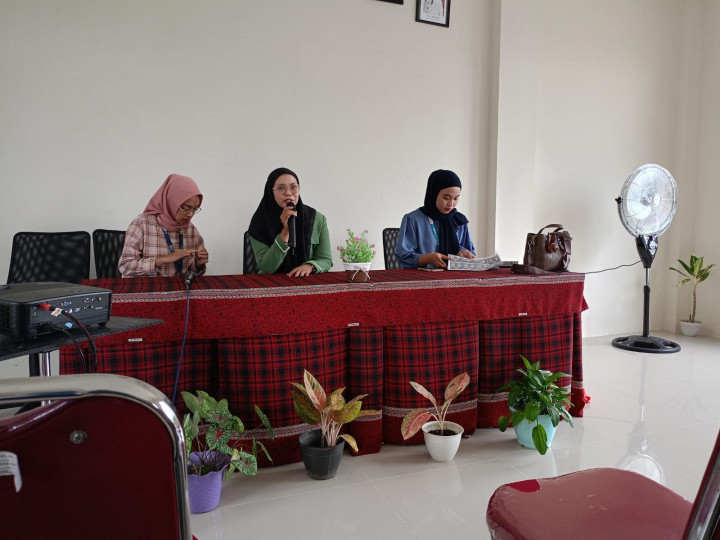 Giat, Jumat 26 Mei 2023, Menghadiri rapat Sosialisasi oleh PT. Pengadaan (Perseroan) di hadiri Seluruh staf kelurahan sempaja barat, Kader PKK dan Ketua RT se-kelurahan sempaja barat.