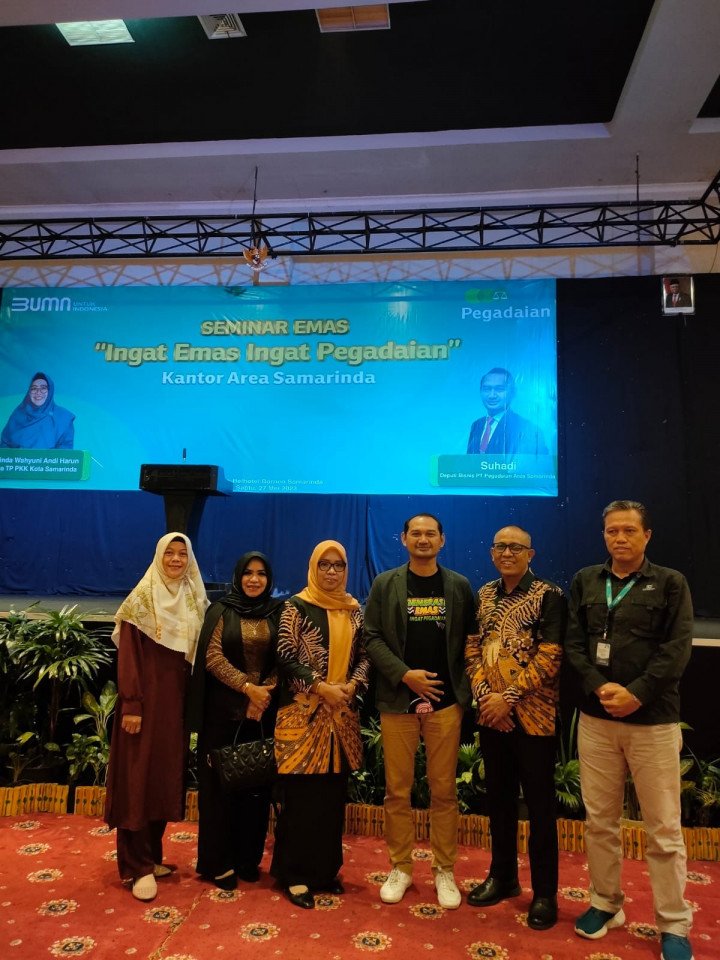 Giat, Sabtu 27 Mei 2023 1. Menghadiri seminar emas yang diadakan oleh Pengadaan (Perseroan) di Swiss Belhotel dihadiri Lurah dan Ketua TP PKK, Kader PKK dan Ketua RT.