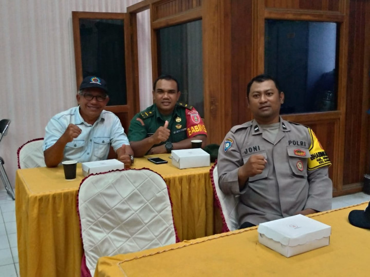 Giat, Kamis 08 Juni 2023,  Rapat Lokakarya Mini Lintas Sektor triwulan ke II tahun 2023 oleh UPTD Puskesmas se-kecamatan Samarinda Utara di hadiri Lurah, Kasi Kesra, Anggota Kader PKK,Ketua LPM, Babinsa dan Bhabinkamtibmas.