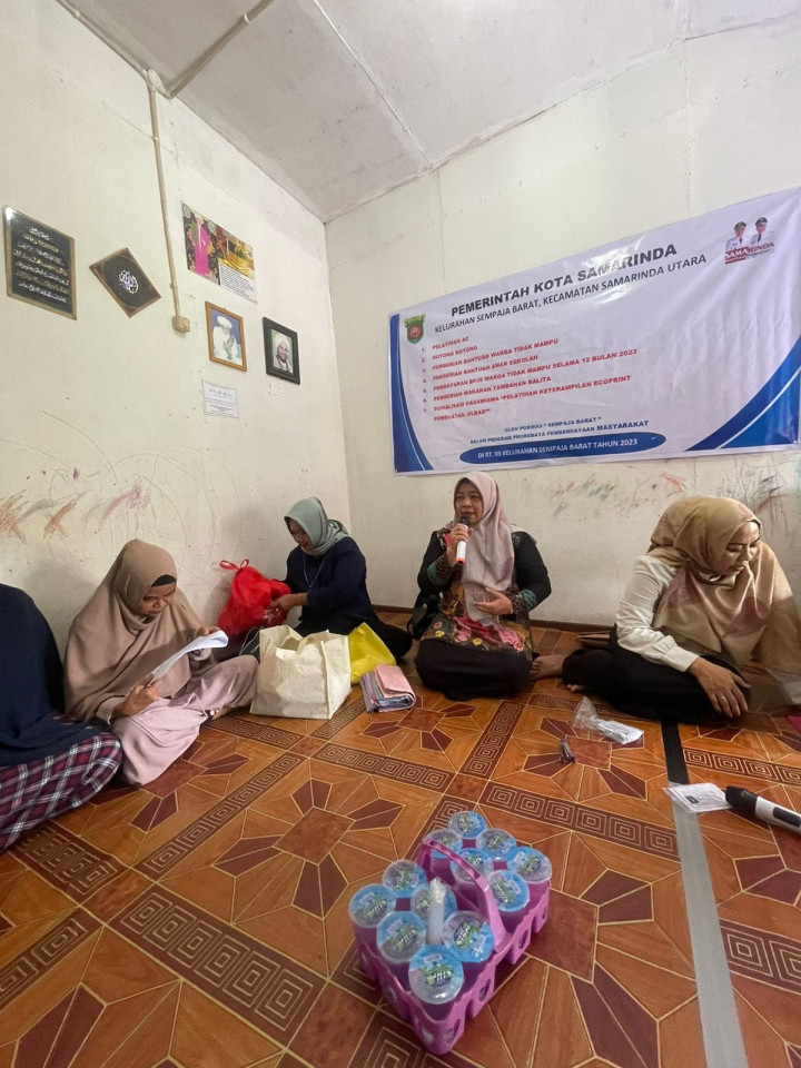 Rabu 21 Juni 2023 Kegiatan Probebaya bidang Pemberdayaan Masyarakat, Pelatihan Dasawisma Eco Print di RT 03, Pelatihan Tata Boga di SMK 3 Samarinda, Pelatihan Tata Busana (Menjahit) di SMK 3 Samarinda.