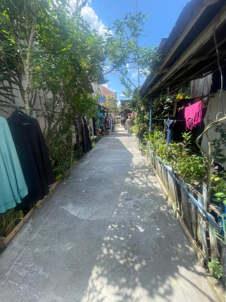 Monitoring Kegiatan Probebaya bidang Sapras  Semenisasi Jl. KH. Wahid Hasyim 2 Gg. H. Bahrun tembus Gg. Anggrek RT 03.