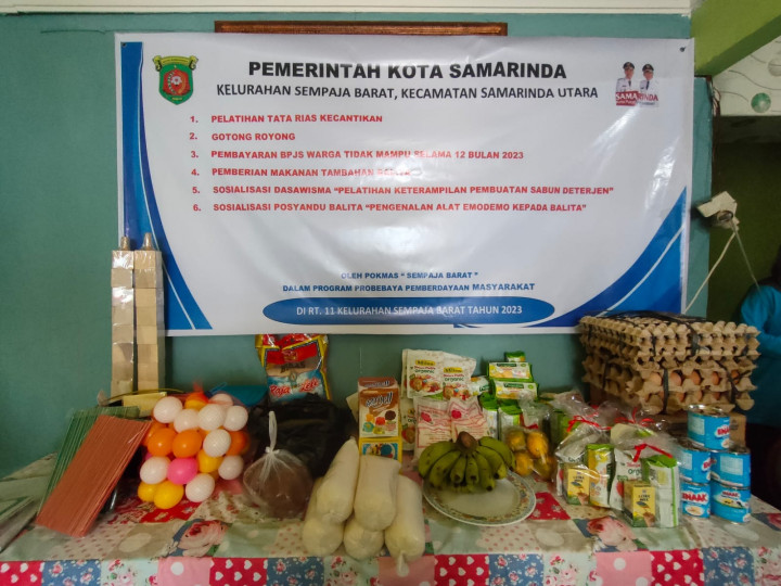 Giat 01 Juli 2023 Penyerahan kepada posyandu Cherry Balita pemberi makanan tambahan Balita dan dan Peragaan Alat Emodemo RT 11. & Penyerahan kepada posyandu Al-Hidayah Balita pemberi makanan tambahan Balita dan dan Peragaan Alat Emodemo RT 12.