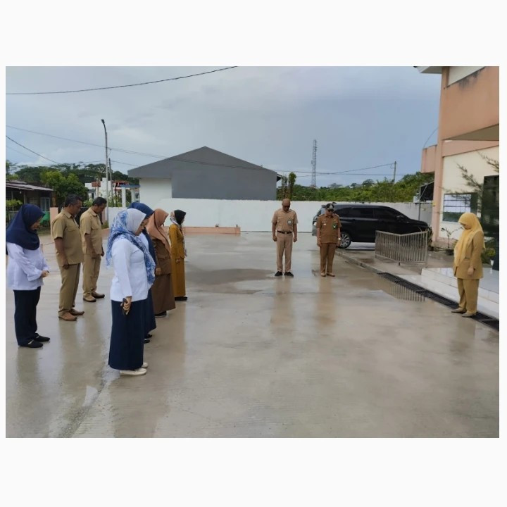 Giat, Senin 03 Juli 2023 Melaksanakan Apel Senin pagi pada kelurahan sempaja barat lanjut Monitoring Kegiatan Probebaya bidang Sapras di Jl. KH Wahid Hasyim RT 03