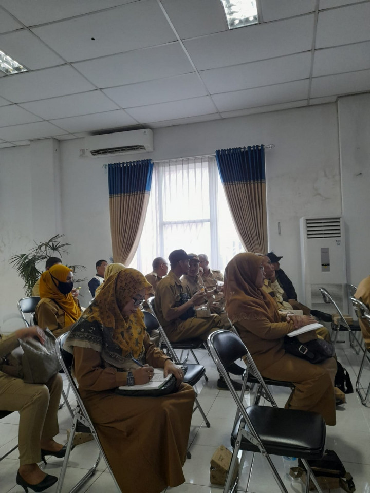 Selasa  04 Juli 2023 Kegiatan Probebaya bidang Pemberdayaan Masyarakat. Pelatihan Tata Busana (Menjahit) terakhir sekaligus pemberian Alat di SMK 3 Samarinda dihadiri Lurah dan Kasi Kesra.