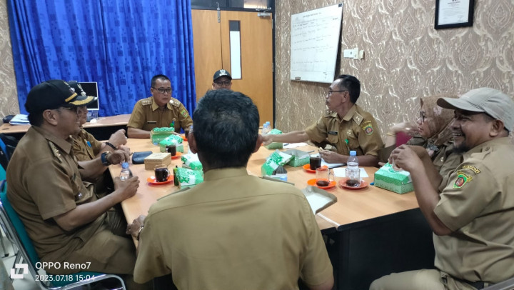 Giat, Selasa 18 Juli 2023, Peninjauan lapangan pengajuan IMTM di RT.11 di hadiri Kasi Tapem beserta sta, Pendataan ulang UMKM Industrial di wilayah RT se-kelurahan sempaja barat di hadiri staf, Menghadiri Rapat Koordinasi di Ruang Camat Samarinda Utara