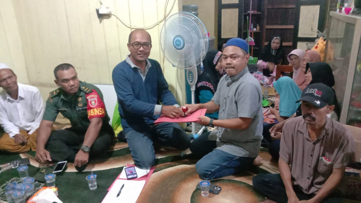 Giat Malam, Jumat 21 Juli 2023 Pelaksanaan Pemilihan ketua RT 03 periode tahun 2023-2026 Kelurahan Sempaja Barat, Kecamatan Samarinda Utara dengan berakhirnya masa bakti ketua RT tahun 2021-2023.