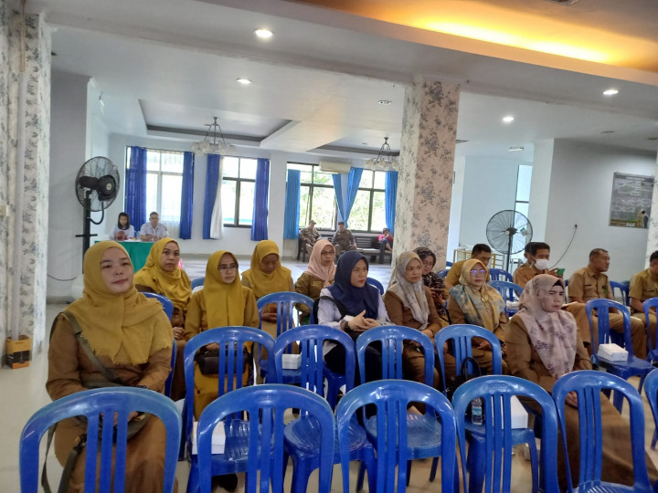 Giat, Senin 24 Juli 2023, Melaksanakan Apel pagi di kelurahan sempaja barat di pimpin oleh Plh. Lurah,  Mengikuti Bimbingan Teknis Aplikasi P3DN di kecamatan Samarinda Utara.