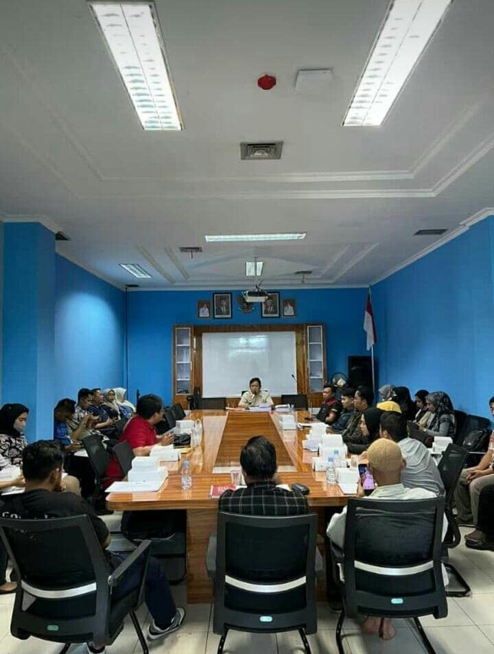 Giat 04 Agustus 2023, Menghadiri Rapat Koordinasi Peningkatan Cakupan Akta Kematian / Akta Kelahiran dan Wadai Berlapis Manis di Kantor Dinas Catatan Sipil Samarinda (Capil)