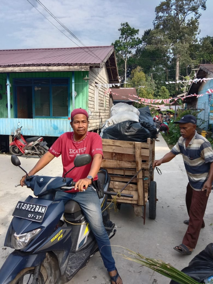 Giat, Minggu 27 Agustus 2023 Melakukan kerja bakti Rutin di wilayah RT 03, RT 11 dan RT 12 pada kelurahan sempaja barat.