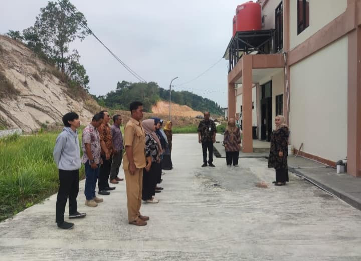 Giat, Senin 02 Oktober 2023 Melaksanakan Apel Senin pagi di kelurahan sempaja barat