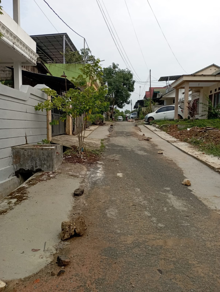 Giat, Minggu 08 Oktober 2023, Gotong Royong di Perum Pinang Mas RT 06 & Semenisasi Gang dan Jalan Swadaya Masyarakat di Perum Pinang Mas RT 06 Kelurahan Sempaja Barat