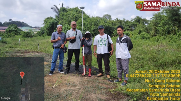 Giat, Jumat 20 Oktober 2023, Peninjauan bidang tanah diwilayah RT.03 Gg. Salomo, acara pendaftaran sertifikat & Rapat pembahasan rencana sosialisasi ke masyarakat tentang pelaksanaan penyelenggaraan pemilihan umum tahun 2024.