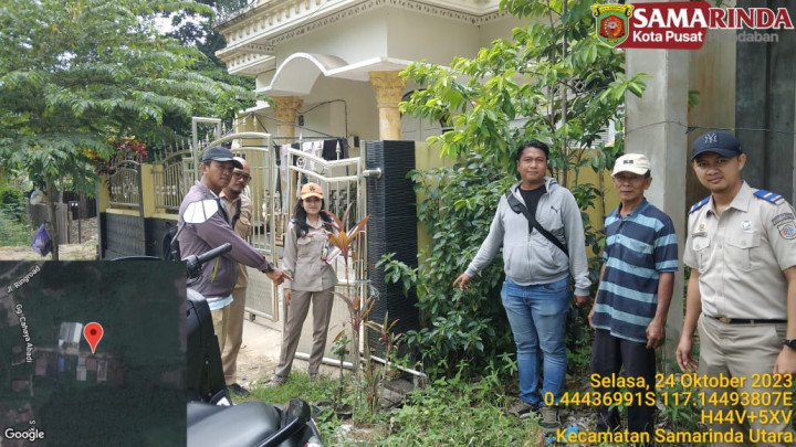 Giat, Selasa 24 Oktober 2023, Peninjauan lahan dan bangunan panitia pemeriksaan tanah "A" di RT.01 gg. Cahaya Abadi di hadiri oleh Kasi Tapem beserta staf dan Ketua RT.