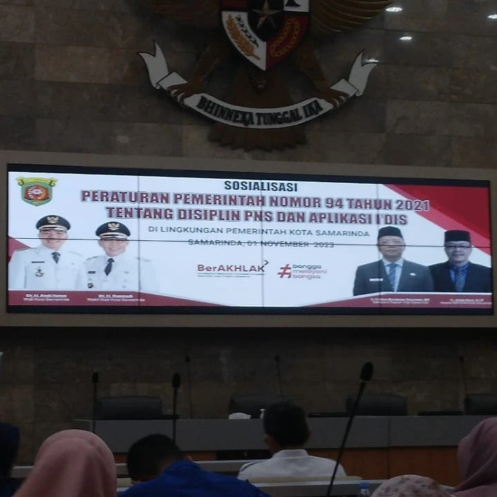 Giat, 01 November 2023, Menghadiri Sosialisasi Peraturan Pemerintah Nomor 94 Tahun 2021 tentang Disiplin PNS & Sosialisasi Aplikas I'Dis di Lingkungan Pemerintah Kota Samarinda dihadiri Plh. Seklur.