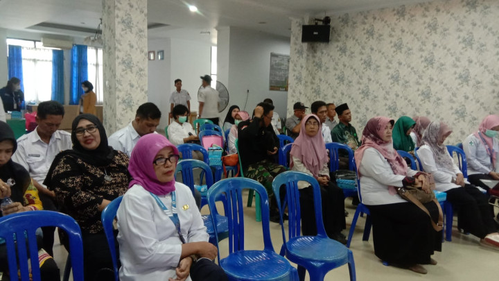 Giat, Rabu 15 November 2023, Menghadiri Rapat Lokakarya Mini Lintas Sektor Triwulan IV tahun 2023 UPTD Puskesmas se-kecamatan Samarinda Utara di ruang rapat Lt II kecamatan samarinda utara dihadiri oleh Kasi Kesra.