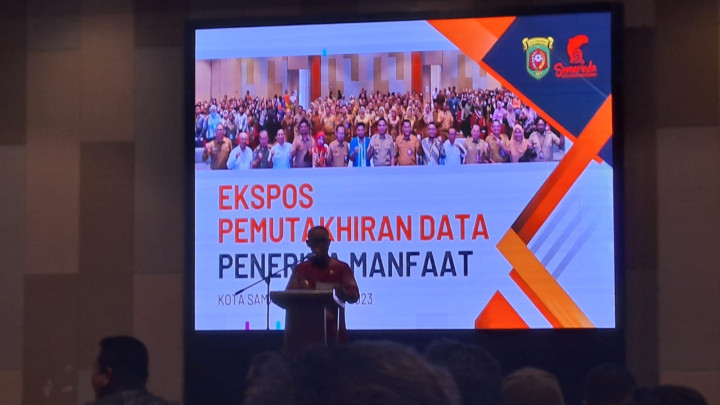 Giat, Kamis 23 November 2023, Menghadiri Rapat Ekspos Hasil Pemuktahiran Data penerima manfaat Kota Samarinda Tahun 2023 dan Penandatanganan berita acara hasil pemuktahiran data penerima kota Samarinda tahun 2023