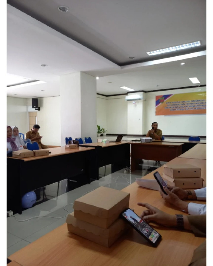 Giat Selasa, 12 Desember 2023, Undangan Rapat Kegiatan Fasilitasi Pengumpulan dan Analisis Data Industri, Data Kawasan Industri serta Data Lain Lingkup Kab/Kota melalui Sistem Informasi Industri (SIINas) di Aula Graha Ruhui Rahayu Lantai 1