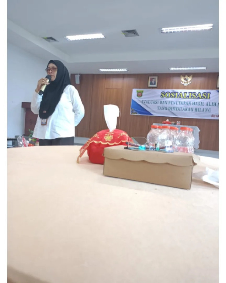 Giat Rabu, 13 Desember 2023 1. Menghadiri Sosialisasi Evaluasi dan Penetapan Hasil Alih Media yang Dinyatakan Hilang di Aula Dinas Perpustakaan dan Kearsipan Kota Samarinda dihadiri oleh Seklur.