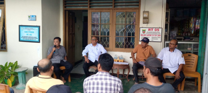 Giat sore, Rabu 20 Desember 2023 Menghadiri Rembuk Warga Persiapan Kegiatan Probebaya Tahun 2025 dan Musrembang Tahun 2025 di RT 05 Kelurahan Sempaja Barat dihadiri oleh Lurah, Seklur, Kasi Tapem dan Tim Pendamping Probebaya RT & Warga
