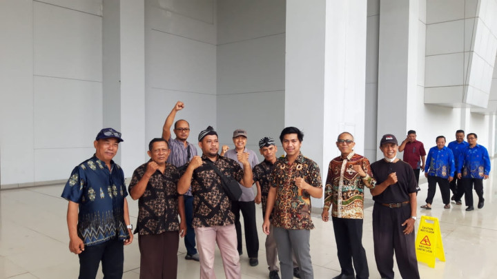 Giat, Sabtu 23 Desember 2022, Menghadiri Refleksi Akhir tahun 2023 dan Rapat Koordinasi Pemerintah Kota Samarinda bersama Ketua RT se-Kota Samarinda yang di sampaikan langsung oleh Bapak Andi Harun Walikota Samarinda