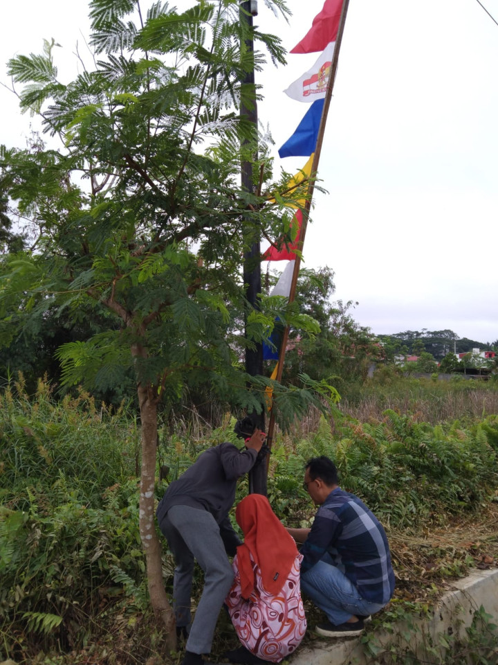 Giat, Jum'at 19 Januari 2024, Rapat koordinasi seluruh staf kelurahan dalam rangka persiapan HUT Kota Samarinda dan HUT Pemkot Samarinda  dan pemasangan umbul-umbul di sekitar kantor kelurahan.
