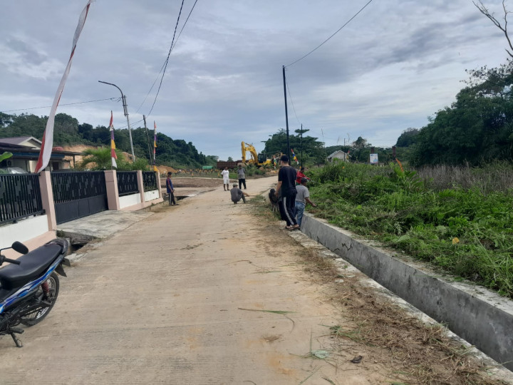 Giat Minggu, 21 Januari 2024 Gotong Royong Kebersihan Lingkungan dan Drainase  di RT 02 dan RT 10 Kelurahan Sempaja Barat.