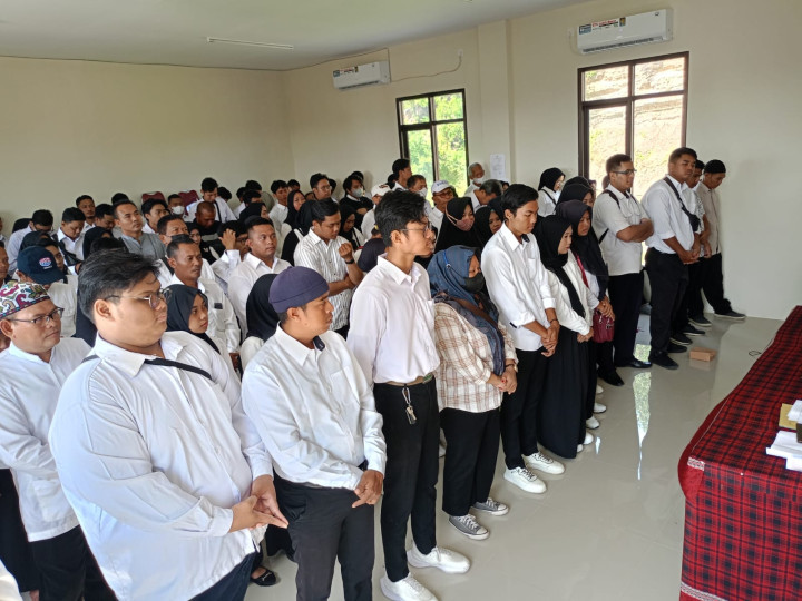 Giat, Kamis 25 Januari 2024,  Pelantikan dan Pengambilan Sumpah Kelompok Penyelenggara Pemungutan Suara (KPPS) Pemilu Tahun 2024 & penanaman pohon