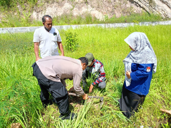 Giat, Kamis 25 Januari 2024,  Pelantikan dan Pengambilan Sumpah Kelompok Penyelenggara Pemungutan Suara (KPPS) Pemilu Tahun 2024 & penanaman pohon