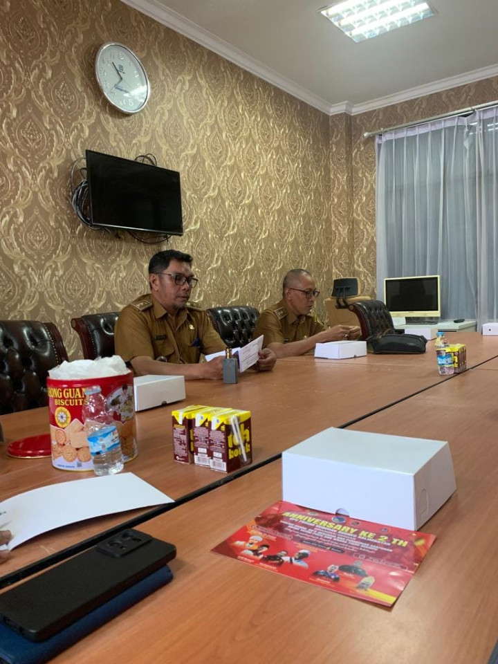 Giat, Senin 29 Januari 2024, Menghadiri Acara Rakor Kesiapan Agenda Sosialisasi di Ruang pak Camat Samarinda Utara dihadiri oleh Lurah .
